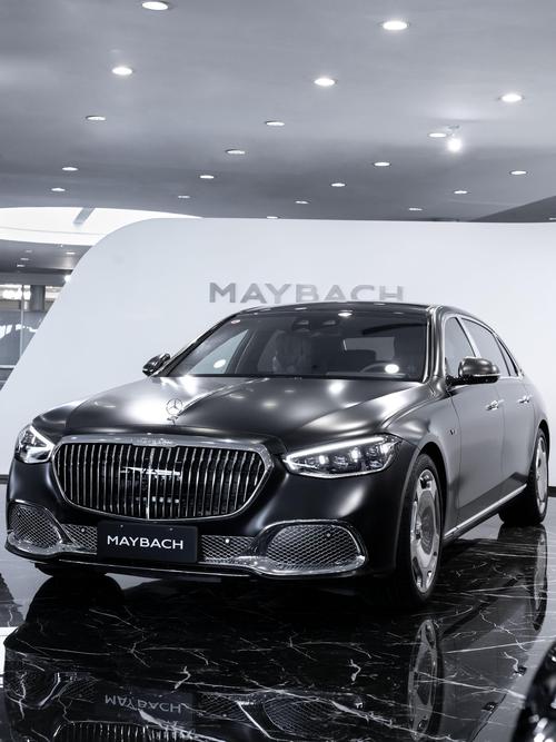 深圳南山区裕迅泽企业管理咨询岚图汽车的售后服务让用户无忧出行，迈巴赫未来的豪华车趋势