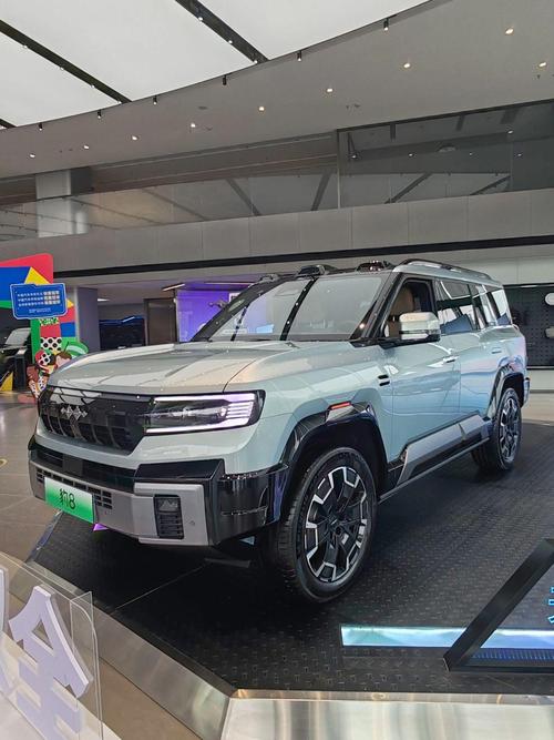深圳南山区裕迅泽企业管理咨询比亚迪方程豹硬派越野的爆款，英菲尼迪35周年与你共成长